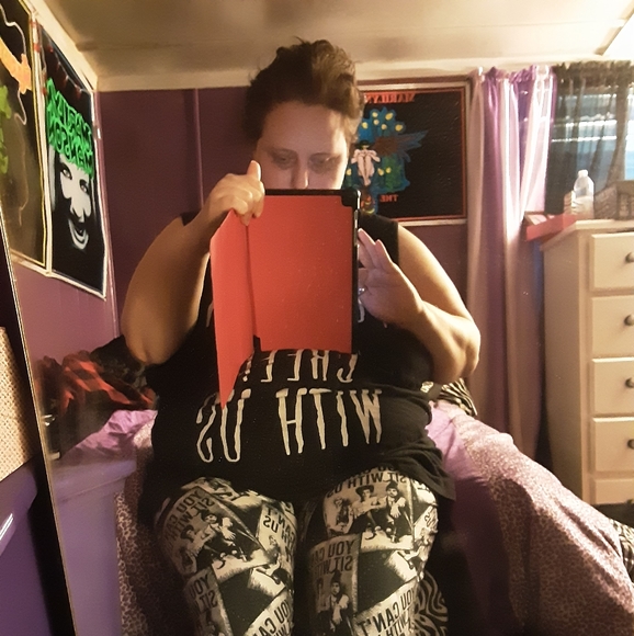 Meet your Posher/Seller Desiree - Picture 2 of 10